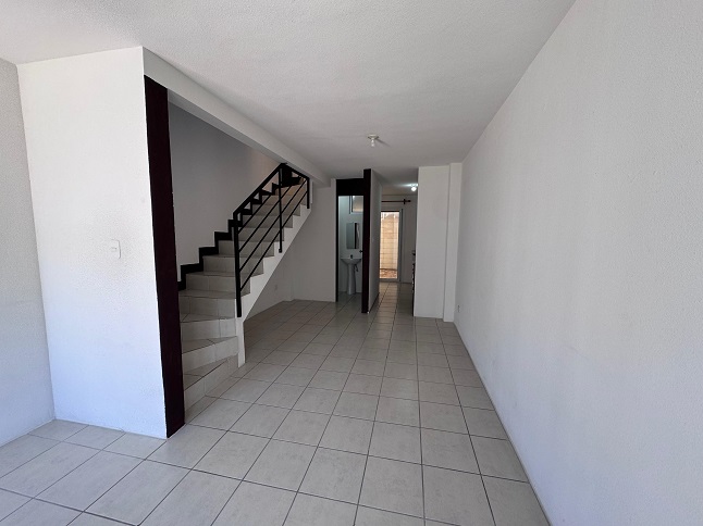 Venta de Casa o Casas, Terrenos, Propiedades, Apartamentos, Inmuebles en Guatemala, zona 11, zona 7, zona 2, zona 18, zona 16, Mixco, Carretera Al Salvador, Fraijanes, Santa Catarina Pinula, Antigua Guatemala, Villa Nueva, Villa Canales, San Miguel Petapa - Venta o Alquiler de Casas En Guatemala
