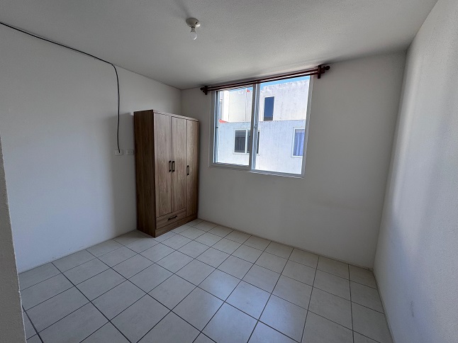 Venta de Casa o Casas, Terrenos, Propiedades, Apartamentos, Inmuebles en Guatemala, zona 11, zona 7, zona 2, zona 18, zona 16, Mixco, Carretera Al Salvador, Fraijanes, Santa Catarina Pinula, Antigua Guatemala, Villa Nueva, Villa Canales, San Miguel Petapa - Venta o Alquiler de Casas En Guatemala