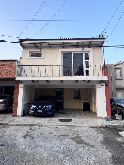 Venta de Casa o Casas, Terrenos, Propiedades, Apartamentos, Inmuebles en Guatemala, zona 11, zona 7, zona 2, zona 18, zona 16, Mixco, Carretera Al Salvador, Fraijanes, Santa Catarina Pinula, Antigua Guatemala, Villa Nueva, Villa Canales, San Miguel Petapa - Venta o Alquiler de Casas En Guatemala