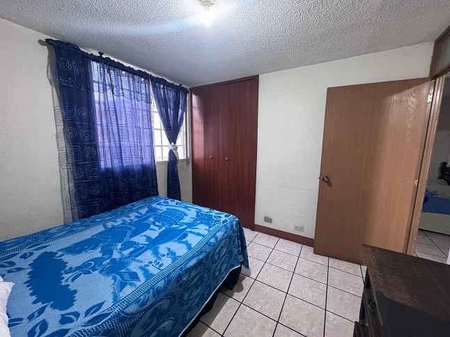 Venta de Casa o Casas, Terrenos, Propiedades, Apartamentos, Inmuebles en Guatemala, zona 11, zona 7, zona 2, zona 18, zona 16, Mixco, Carretera Al Salvador, Fraijanes, Santa Catarina Pinula, Antigua Guatemala, Villa Nueva, Villa Canales, San Miguel Petapa - Venta o Alquiler de Casas En Guatemala