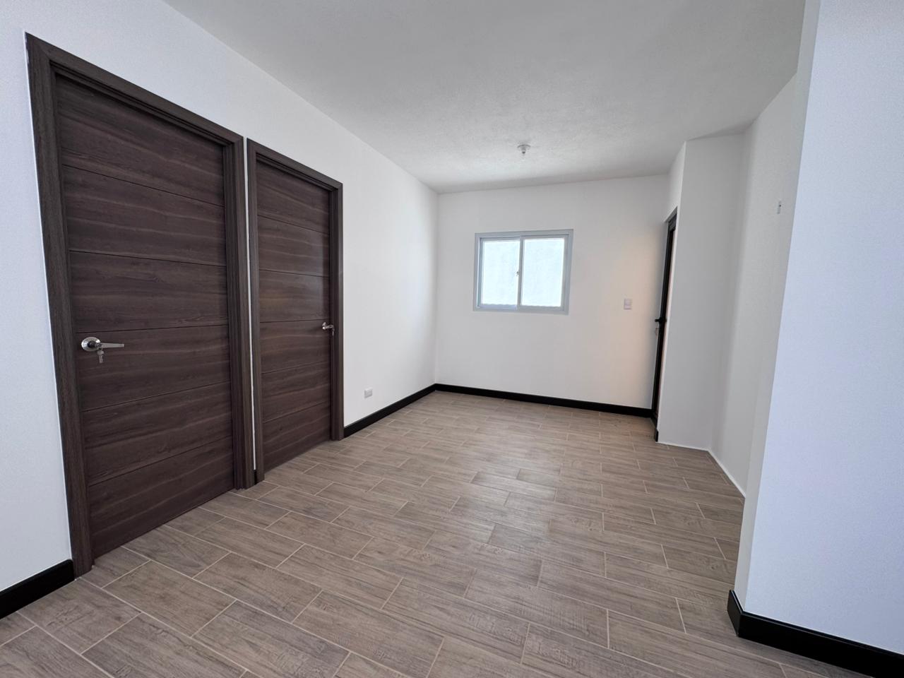 Venta de Casa o Casas, Terrenos, Propiedades, Apartamentos, Inmuebles en Guatemala, zona 11, zona 7, zona 2, zona 18, zona 16, Mixco, Carretera Al Salvador, Fraijanes, Santa Catarina Pinula, Antigua Guatemala, Villa Nueva, Villa Canales, San Miguel Petapa - Venta o Alquiler de Casas En Guatemala