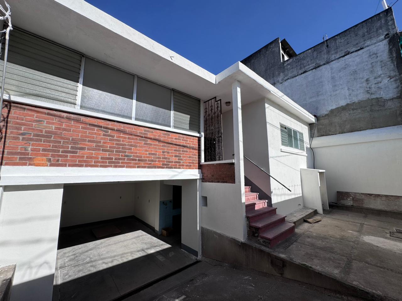 Venta de Casa o Casas, Terrenos, Propiedades, Apartamentos, Inmuebles en Guatemala, zona 11, zona 7, zona 2, zona 18, zona 16, Mixco, Carretera Al Salvador, Fraijanes, Santa Catarina Pinula, Antigua Guatemala, Villa Nueva, Villa Canales, San Miguel Petapa - Venta o Alquiler de Casas En Guatemala