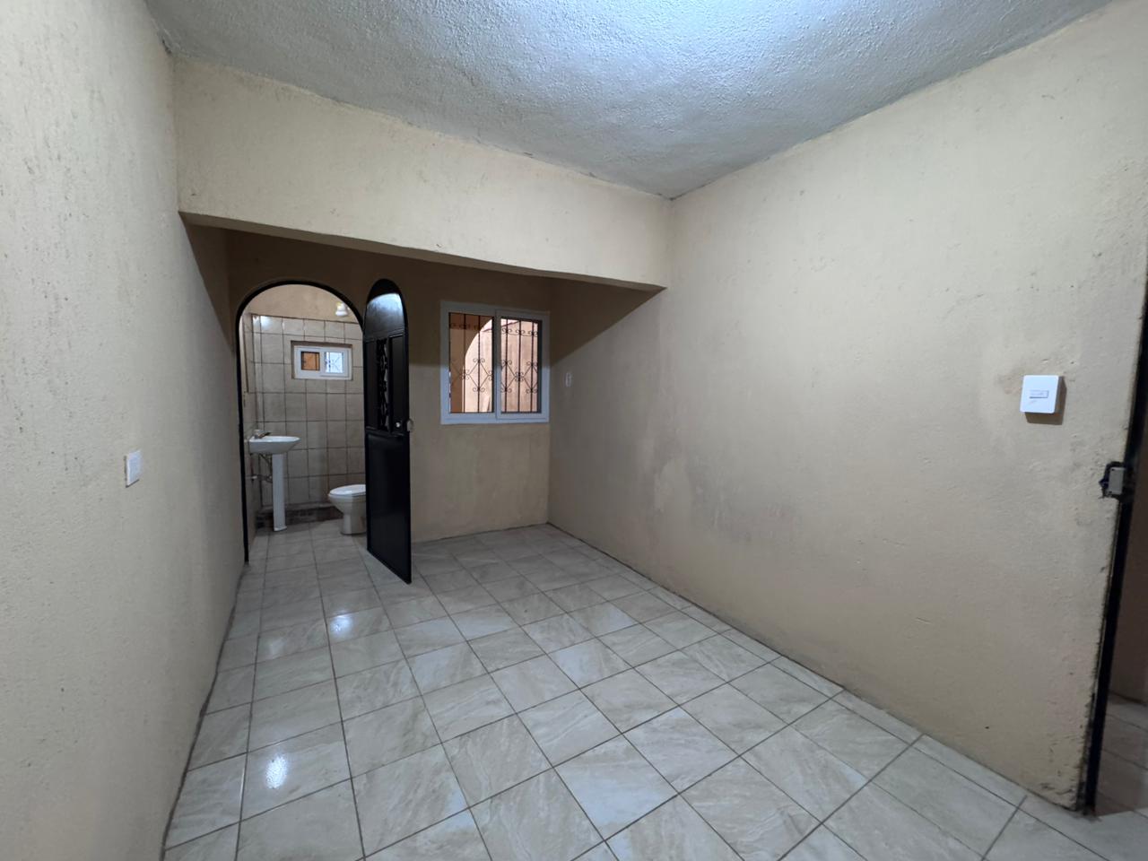 Venta de Casa o Casas, Terrenos, Propiedades, Apartamentos, Inmuebles en Guatemala, zona 11, zona 7, zona 2, zona 18, zona 16, Mixco, Carretera Al Salvador, Fraijanes, Santa Catarina Pinula, Antigua Guatemala, Villa Nueva, Villa Canales, San Miguel Petapa - Venta o Alquiler de Casas En Guatemala