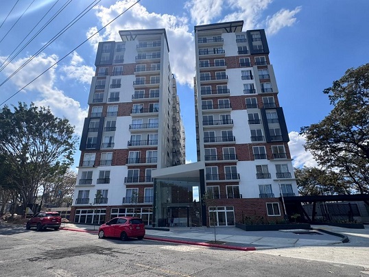 Venta de Casa o Casas, Terrenos, Propiedades, Apartamentos, Inmuebles en Guatemala, zona 11, zona 7, zona 2, zona 18, zona 16, Mixco, Carretera Al Salvador, Fraijanes, Santa Catarina Pinula, Antigua Guatemala, Villa Nueva, Villa Canales, San Miguel Petapa - Venta o Alquiler de Casas En Guatemala