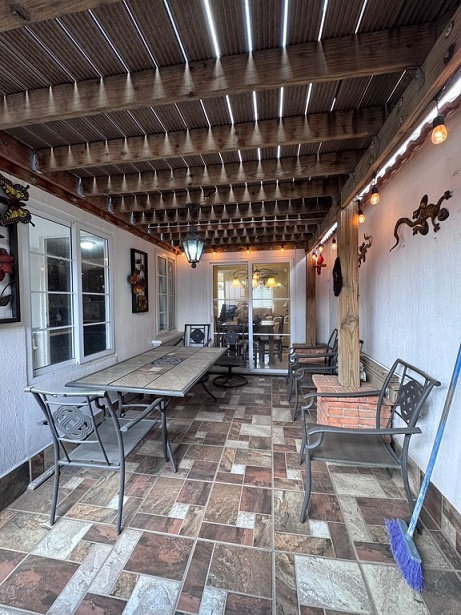 Venta de Casa o Casas, Terrenos, Propiedades, Apartamentos, Inmuebles en Guatemala, zona 11, zona 7, zona 2, zona 18, zona 16, Mixco, Carretera Al Salvador, Fraijanes, Santa Catarina Pinula, Antigua Guatemala, Villa Nueva, Villa Canales, San Miguel Petapa - Venta o Alquiler de Casas En Guatemala