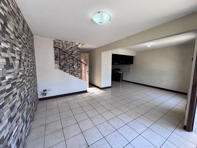 Casa a la Venta o Alquiler en Guatemala Venta de Casa o Casas, Terrenos, Propiedades, Apartamentos, Inmuebles en Guatemala, zona 11, zona 7, zona 2, zona 18, zona 16, Mixco, Carretera Al Salvador, Fraijanes, Santa Catarina Pinula, Antigua Guatemala, Villa Nueva, Villa Canales, San Miguel Petapa - Venta o Alquiler de Casas En Guatemala