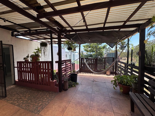 Casa a la Venta o Alquiler en Guatemala Venta de Casa o Casas, Terrenos, Propiedades, Apartamentos, Inmuebles en Guatemala, zona 11, zona 7, zona 2, zona 18, zona 16, Mixco, Carretera Al Salvador, Fraijanes, Santa Catarina Pinula, Antigua Guatemala, Villa Nueva, Villa Canales, San Miguel Petapa - Venta o Alquiler de Casas En Guatemala