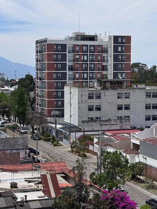 Venta de Casa o Casas, Terrenos, Propiedades, Apartamentos, Inmuebles en Guatemala, zona 11, zona 7, zona 2, zona 18, zona 16, Mixco, Carretera Al Salvador, Fraijanes, Santa Catarina Pinula, Antigua Guatemala, Villa Nueva, Villa Canales, San Miguel Petapa - Venta o Alquiler de Casas En Guatemala