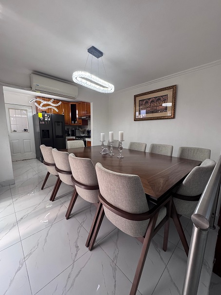 Venta de Casa o Casas, Terrenos, Propiedades, Apartamentos, Inmuebles en Guatemala, zona 11, zona 7, zona 2, zona 18, zona 16, Mixco, Carretera Al Salvador, Fraijanes, Santa Catarina Pinula, Antigua Guatemala, Villa Nueva, Villa Canales, San Miguel Petapa - Venta o Alquiler de Casas En Guatemala