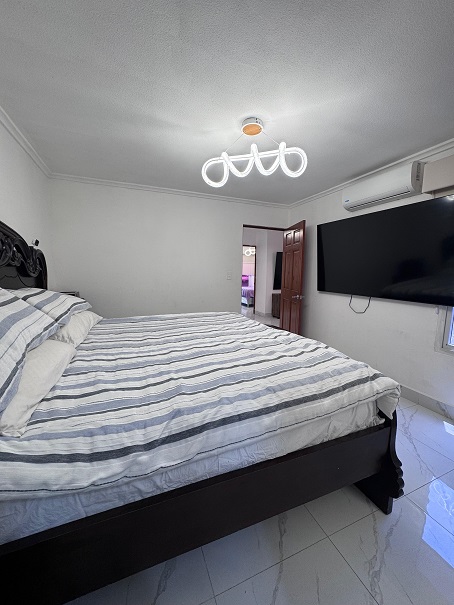 Venta de Casa o Casas, Terrenos, Propiedades, Apartamentos, Inmuebles en Guatemala, zona 11, zona 7, zona 2, zona 18, zona 16, Mixco, Carretera Al Salvador, Fraijanes, Santa Catarina Pinula, Antigua Guatemala, Villa Nueva, Villa Canales, San Miguel Petapa - Venta o Alquiler de Casas En Guatemala