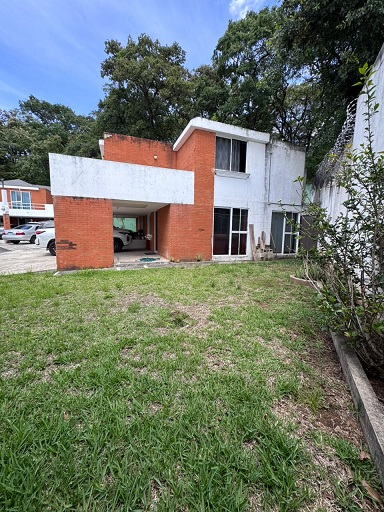 Venta de Casa o Casas, Terrenos, Propiedades, Apartamentos, Inmuebles en Guatemala, zona 11, zona 7, zona 2, zona 18, zona 16, Mixco, Carretera Al Salvador, Fraijanes, Santa Catarina Pinula, Antigua Guatemala, Villa Nueva, Villa Canales, San Miguel Petapa - Venta o Alquiler de Casas En Guatemala