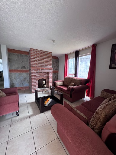 Venta de Casa o Casas, Terrenos, Propiedades, Apartamentos, Inmuebles en Guatemala, zona 11, zona 7, zona 2, zona 18, zona 16, Mixco, Carretera Al Salvador, Fraijanes, Santa Catarina Pinula, Antigua Guatemala, Villa Nueva, Villa Canales, San Miguel Petapa - Venta o Alquiler de Casas En Guatemala