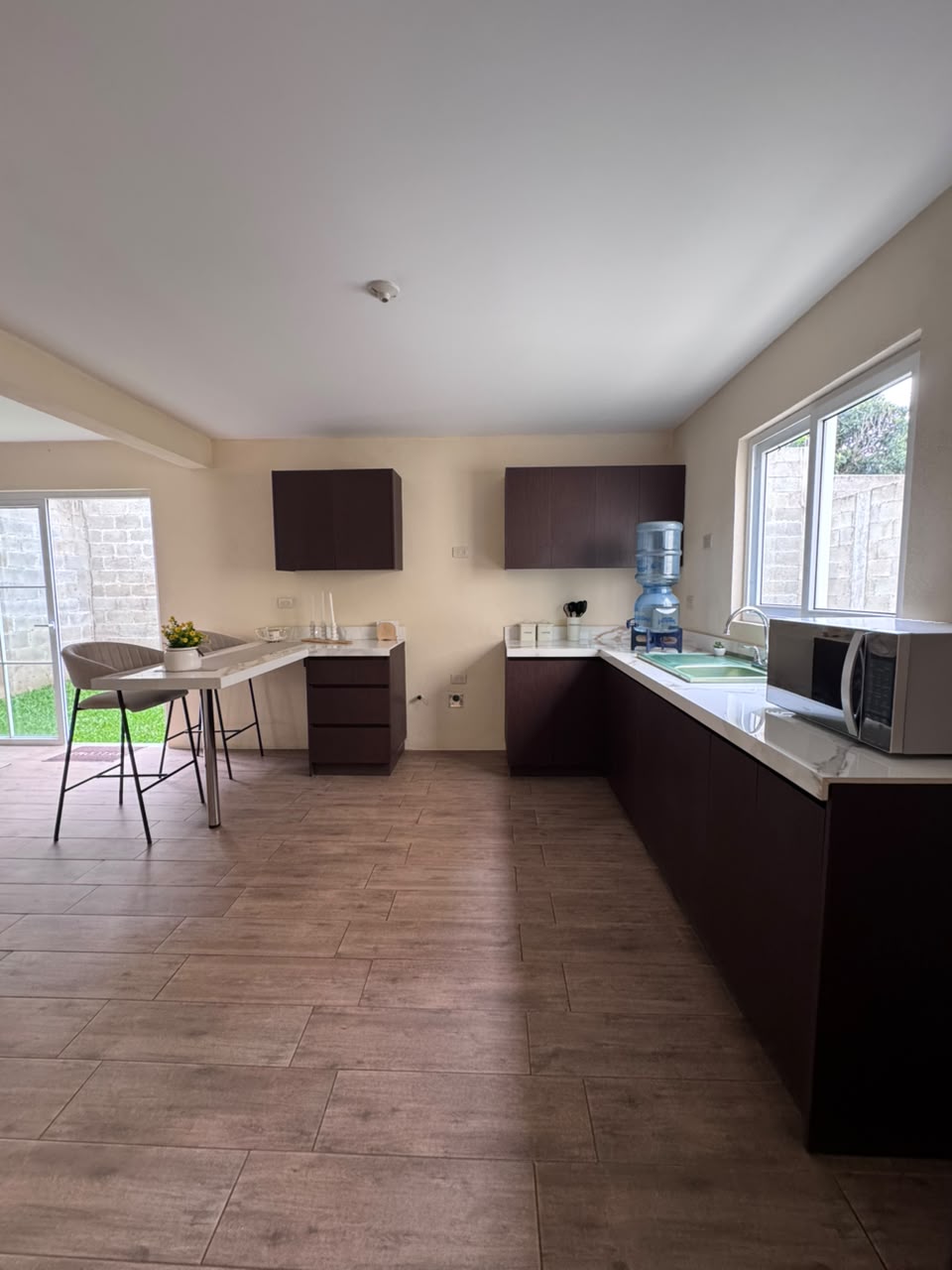 Venta de Casa o Casas, Terrenos, Propiedades, Apartamentos, Inmuebles en Guatemala, zona 11, zona 7, zona 2, zona 18, zona 16, Mixco, Carretera Al Salvador, Fraijanes, Santa Catarina Pinula, Antigua Guatemala, Villa Nueva, Villa Canales, San Miguel Petapa - Venta o Alquiler de Casas En Guatemala