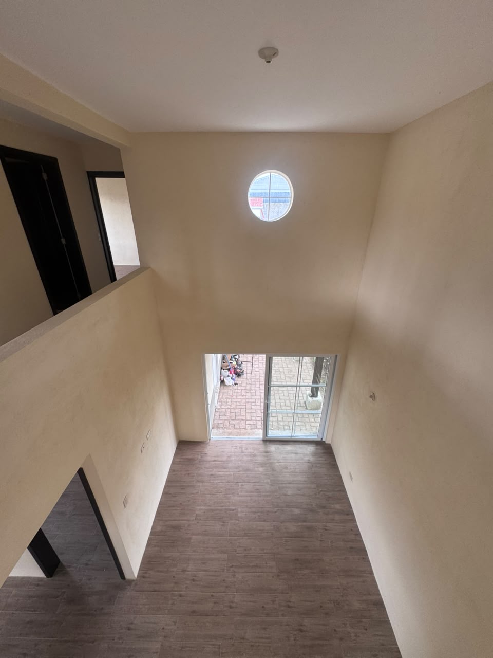 Venta de Casa o Casas, Terrenos, Propiedades, Apartamentos, Inmuebles en Guatemala, zona 11, zona 7, zona 2, zona 18, zona 16, Mixco, Carretera Al Salvador, Fraijanes, Santa Catarina Pinula, Antigua Guatemala, Villa Nueva, Villa Canales, San Miguel Petapa - Venta o Alquiler de Casas En Guatemala