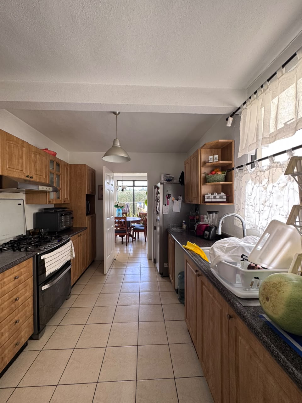 Venta de Casa o Casas, Terrenos, Propiedades, Apartamentos, Inmuebles en Guatemala, zona 11, zona 7, zona 2, zona 18, zona 16, Mixco, Carretera Al Salvador, Fraijanes, Santa Catarina Pinula, Antigua Guatemala, Villa Nueva, Villa Canales, San Miguel Petapa - Venta o Alquiler de Casas En Guatemala