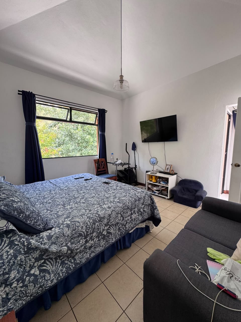Venta de Casa o Casas, Terrenos, Propiedades, Apartamentos, Inmuebles en Guatemala, zona 11, zona 7, zona 2, zona 18, zona 16, Mixco, Carretera Al Salvador, Fraijanes, Santa Catarina Pinula, Antigua Guatemala, Villa Nueva, Villa Canales, San Miguel Petapa - Venta o Alquiler de Casas En Guatemala