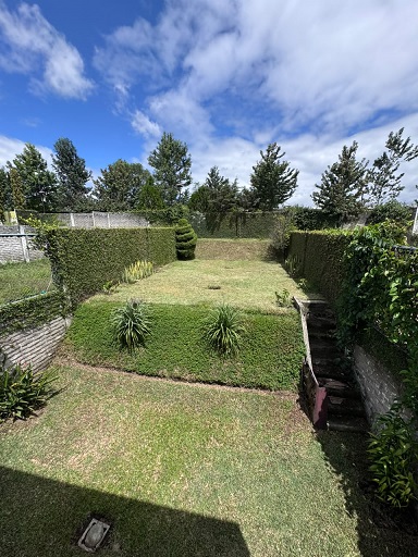 Casa a la Venta o Alquiler en Guatemala Venta de Casa o Casas, Terrenos, Propiedades, Apartamentos, Inmuebles en Guatemala, zona 11, zona 7, zona 2, zona 18, zona 16, Mixco, Carretera Al Salvador, Fraijanes, Santa Catarina Pinula, Antigua Guatemala, Villa Nueva, Villa Canales, San Miguel Petapa - Venta o Alquiler de Casas En Guatemala